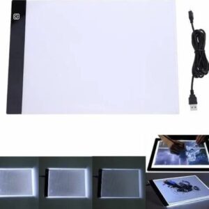 Diamond painting under light - A4