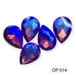 Medium teardrop crystals - 5pcs