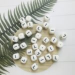 Square silicone alphabet beads letter L