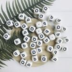 Square silicone alphabet beads letter Q